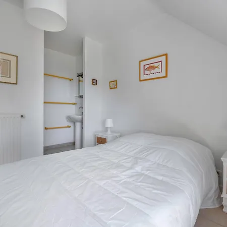 Proche De La Plage, Grande Maison Et Jardin Pour 12 * La Turballe