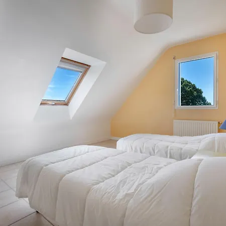 Proche De La Plage, Grande Maison Et Jardin Pour 12 * La Turballe