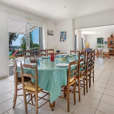 Proche De La Plage, Grande Maison Et Jardin Pour 12 La Turballe