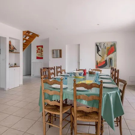 Σπίτι διακοπών Proche De La Plage, Grande Maison Et Jardin Pour 12 La Turballe